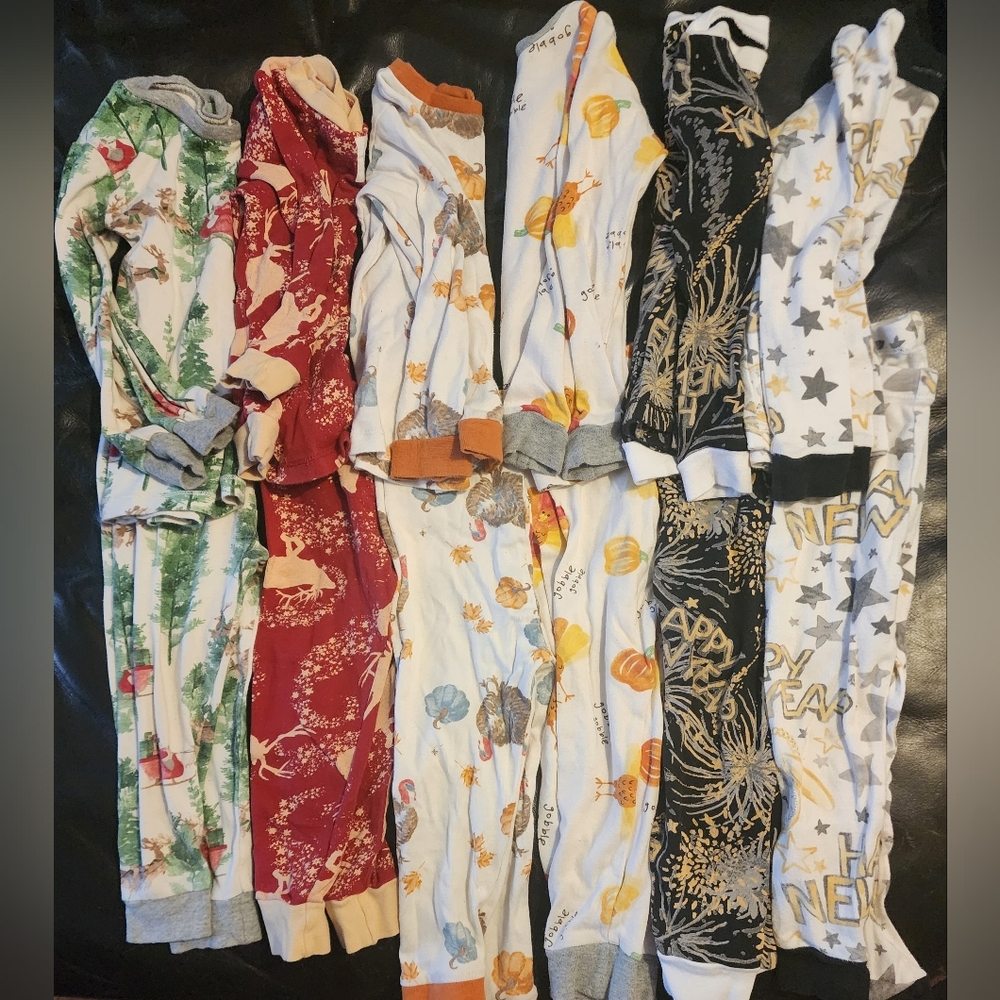 Burts Bees Organic Cotton Holiday PJs (6 Pairs)